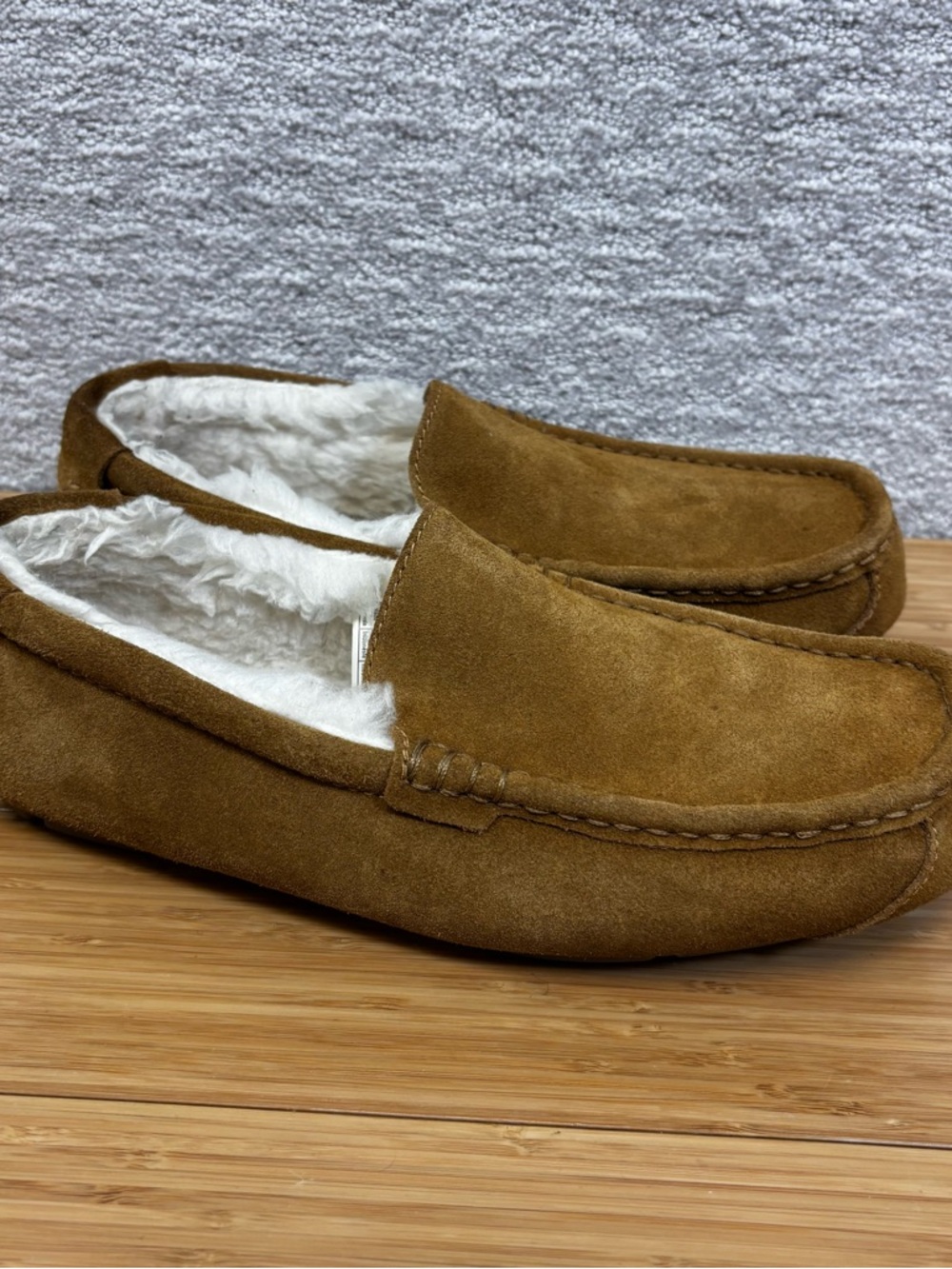 Koolaburra UGG Tipton Comfy Chestnut Leather Suede Moccasin Slippers Men Size 10